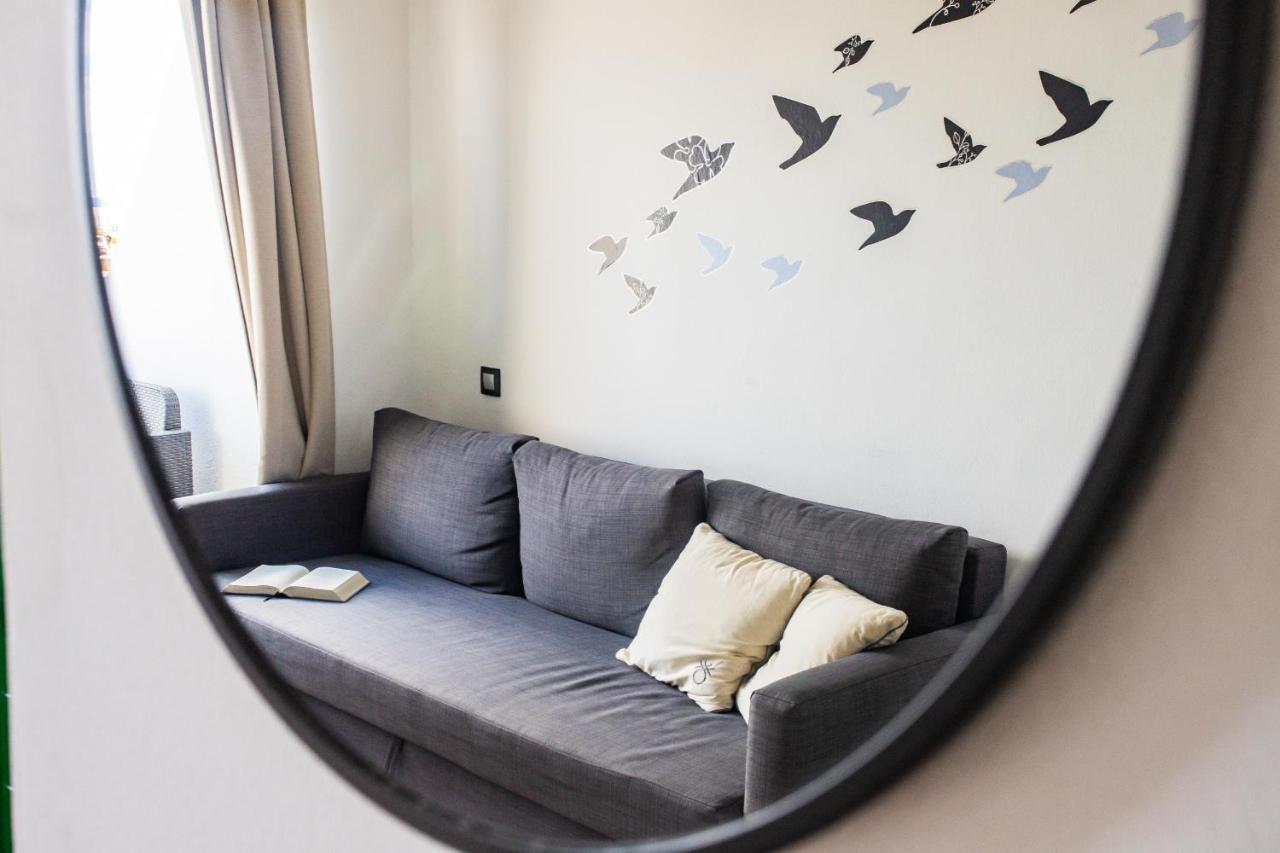 Moya Apartment Tias Bagian luar foto