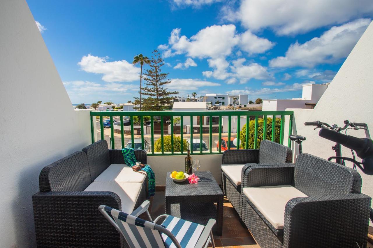 Moya Apartment Tias Bagian luar foto